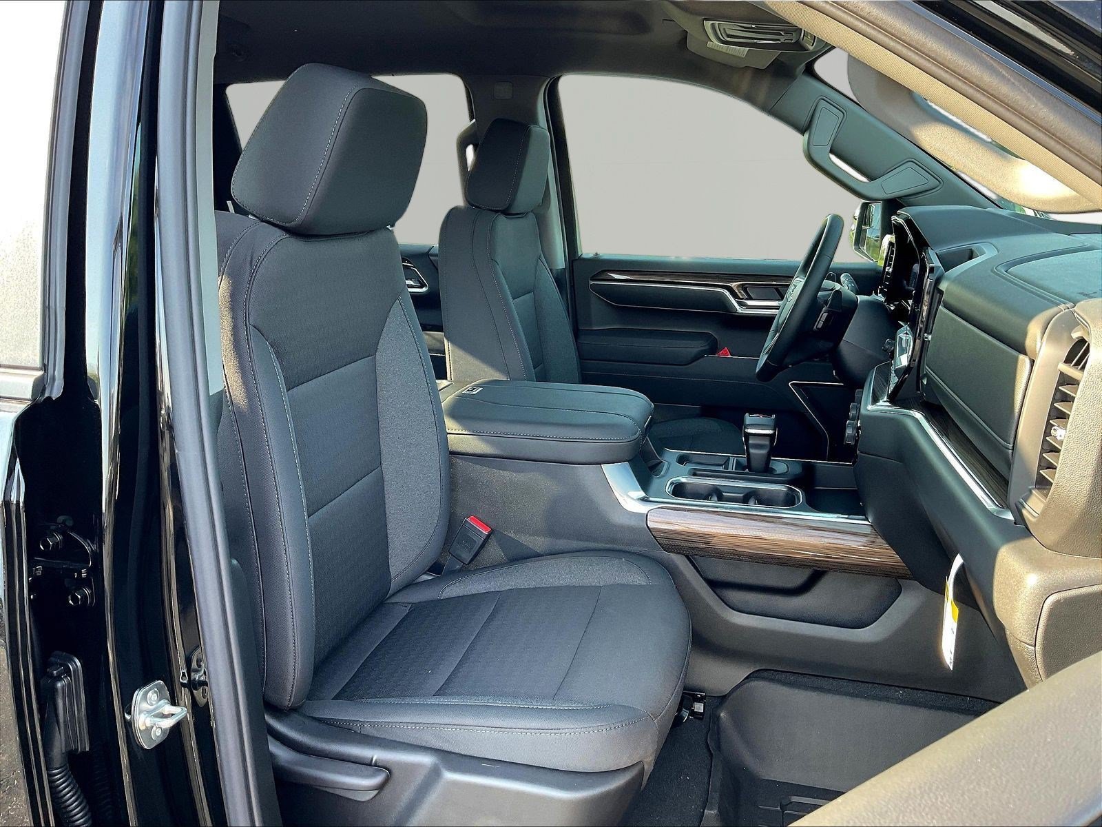 New 2026 Chevrolet Silverado 1500 RST AWD/4WD image 19