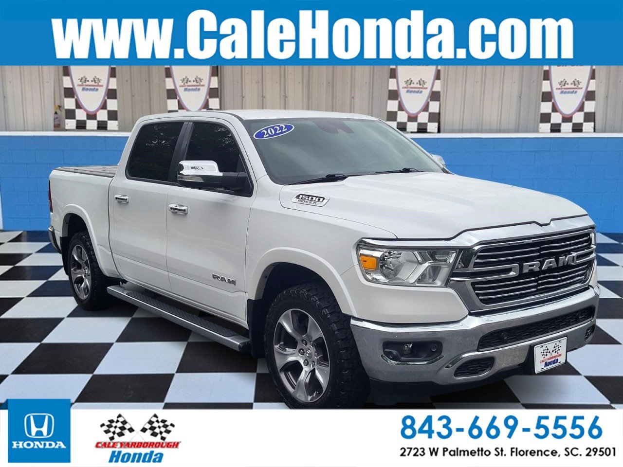 Used 2022 RAM 1500 Laramie AWD/4WD image 1