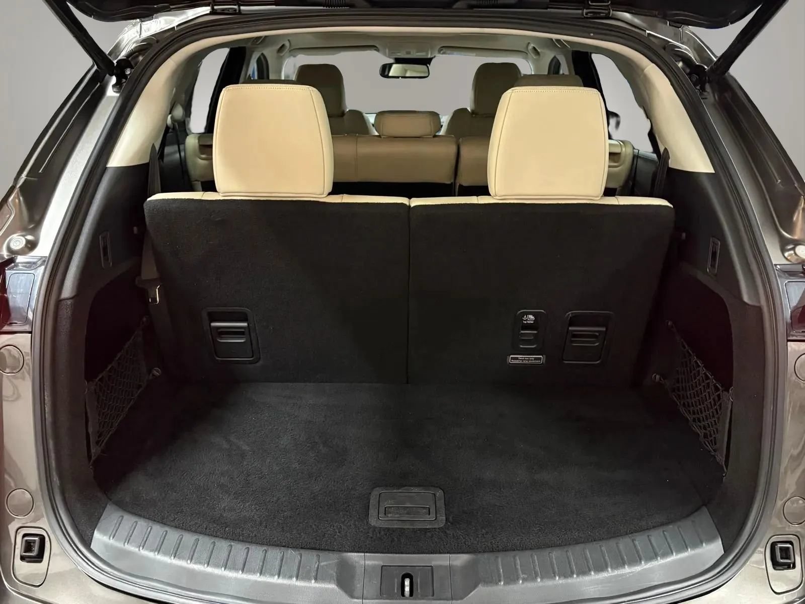 Used 2018 MAZDA CX-9 Touring w/ Touring Premium Package AWD/4WD image 9