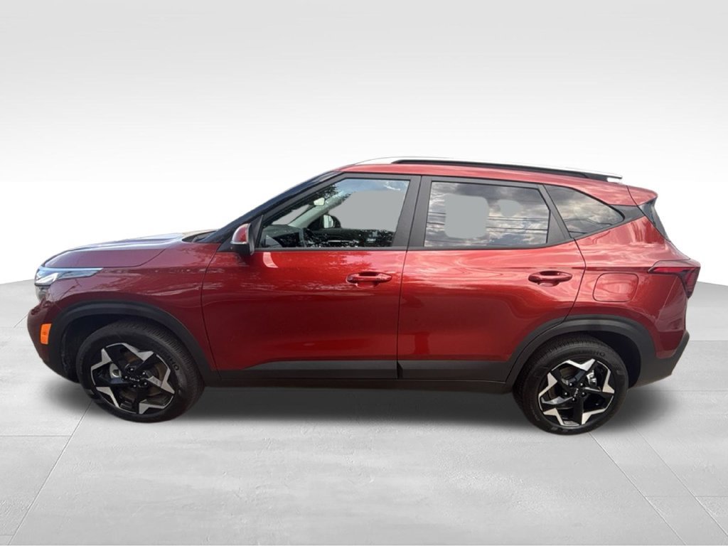 Certified 2025 Kia Seltos S AWD/4WD image 9