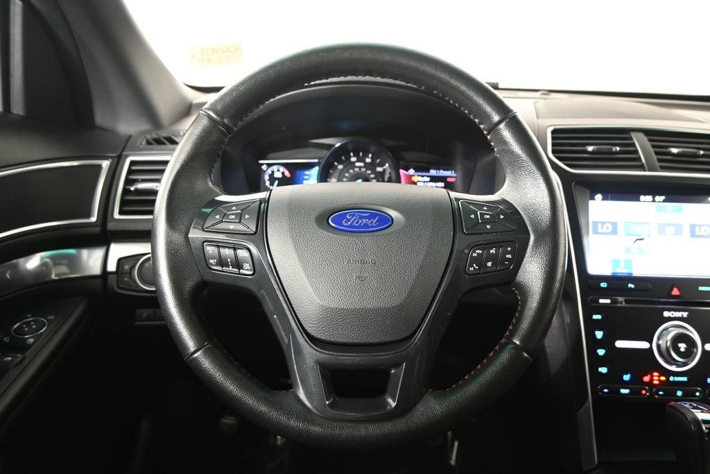 Used 2017 Ford Explorer Sport AWD/4WD image 36