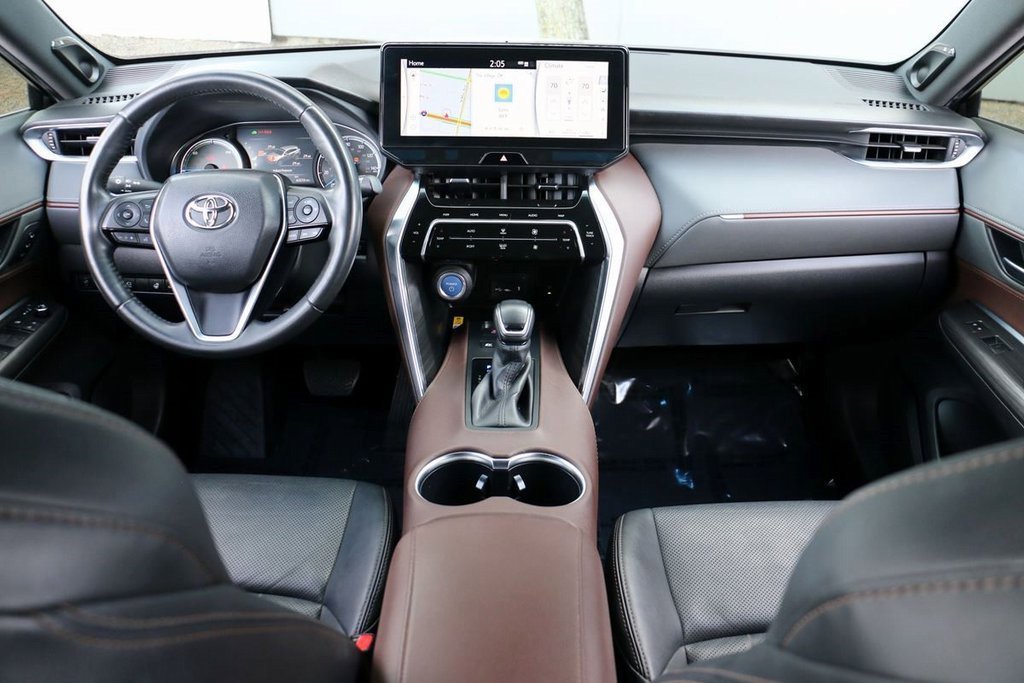 Used 2021 Toyota Venza Limited image 30