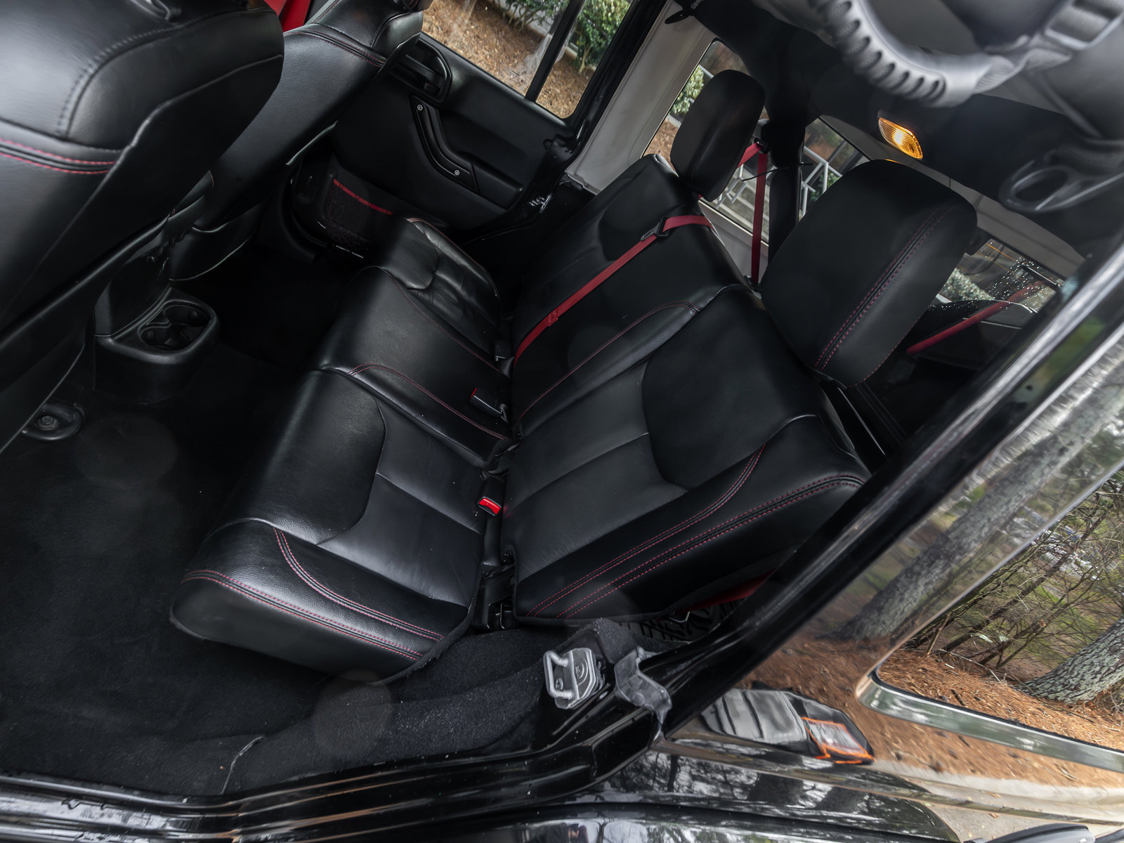 Used 2017 Jeep Wrangler Unlimited Rubicon AWD/4WD image 15