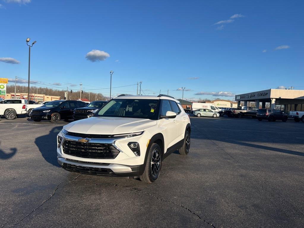 Used 2025 Chevrolet TrailBlazer LT image 8