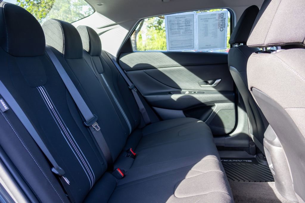 Certified 2024 Hyundai Elantra SEL FWD image 13