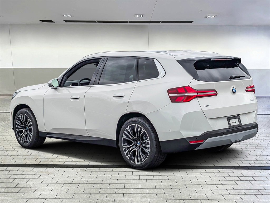 Used 2025 BMW X3 xDrive30i w/ Convenience Package image 3