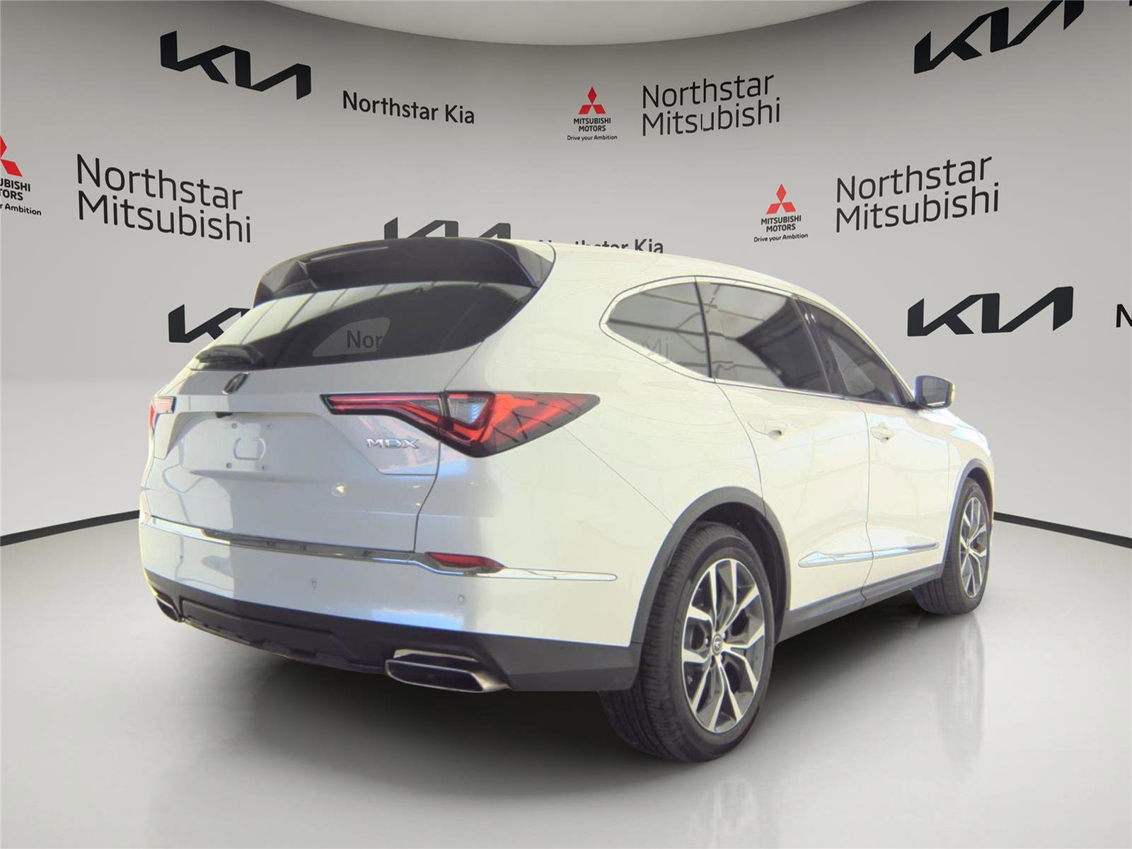 Used 2022 Acura MDX SH-AWD w/ Technology Package image 4