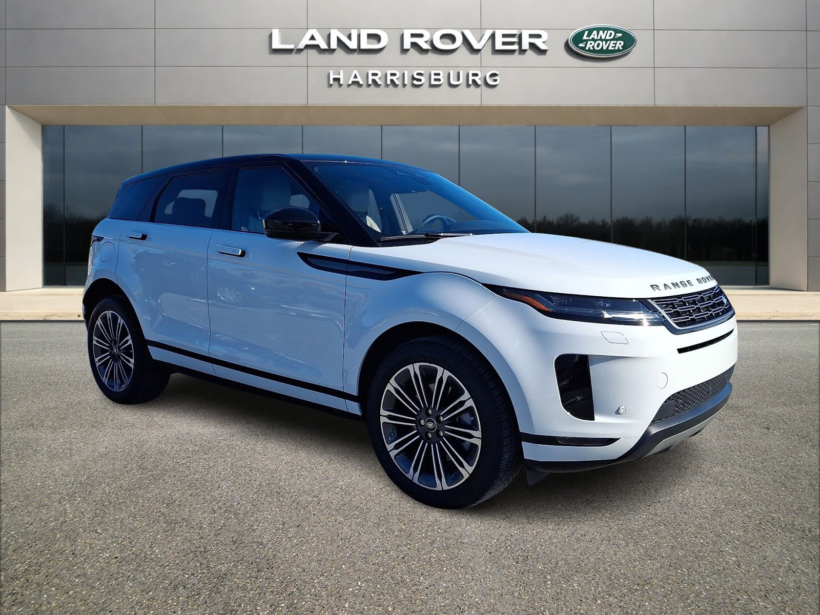 Used 2026 Land Rover Range Rover Evoque S image 5