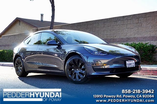 Used 2023 Tesla Model 3 Standard Range RWD video 1
