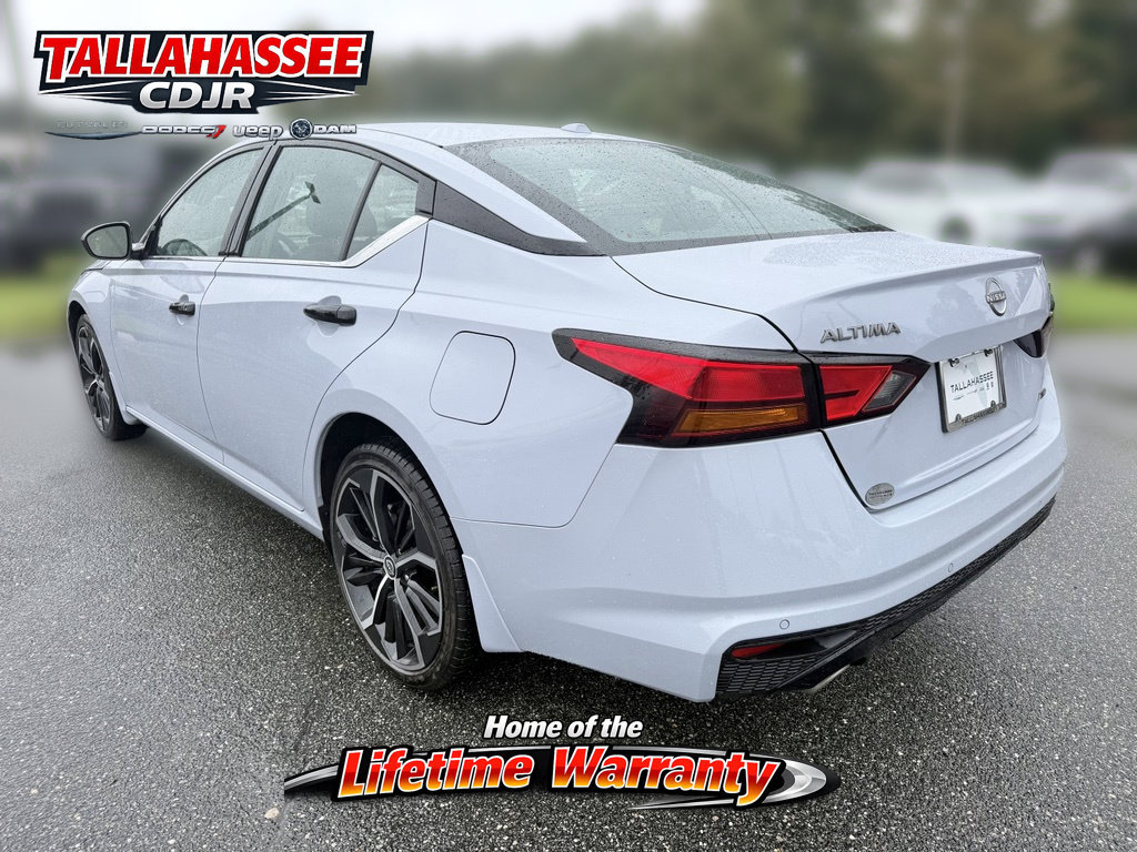 Used 2024 Nissan Altima 2.5 SR AWD/4WD image 9