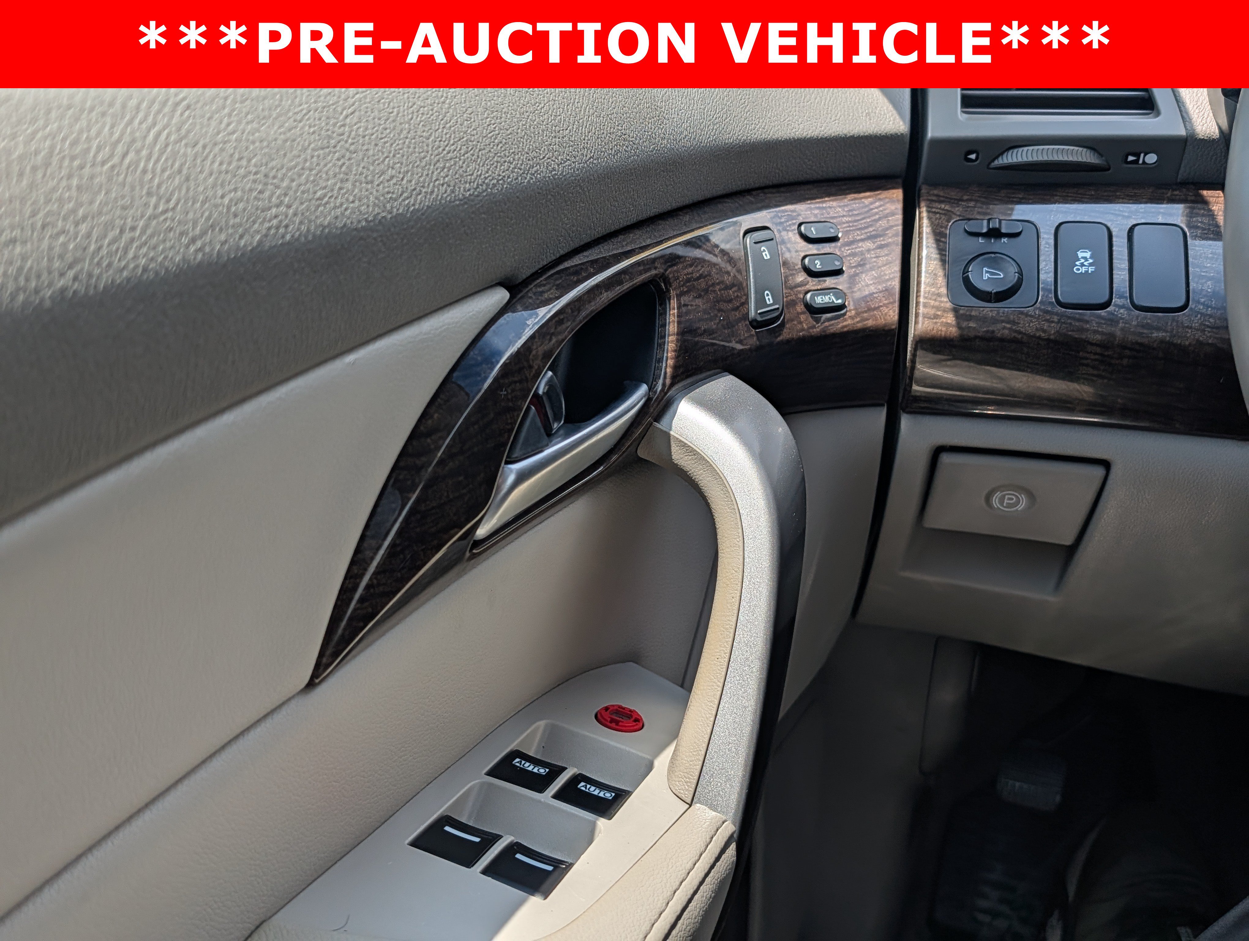 Used 2012 Acura MDX AWD/4WD image 26
