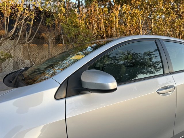 Used 2016 Toyota Corolla LE image 10