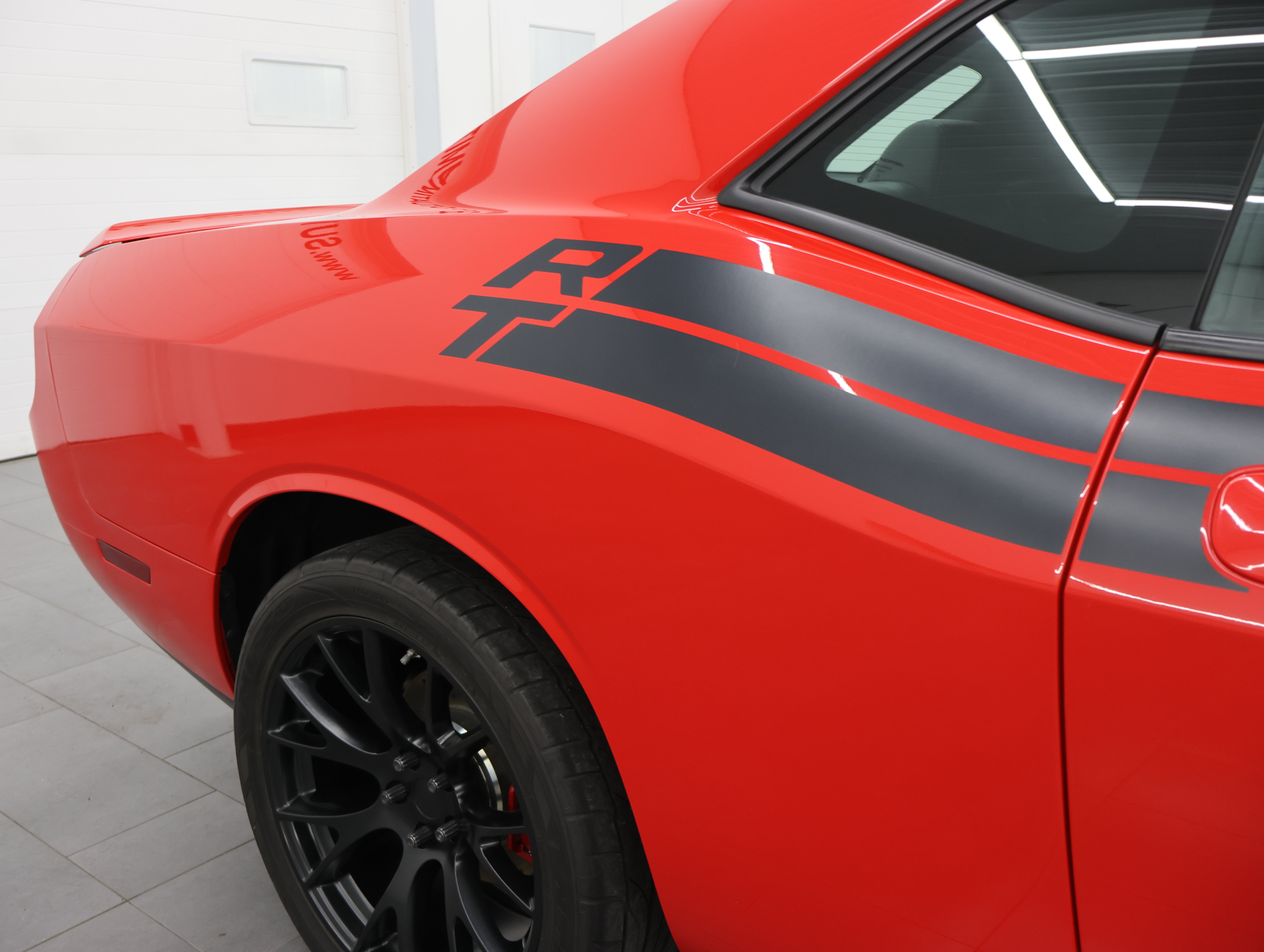 Used 2010 Dodge Challenger R/T RWD image 22