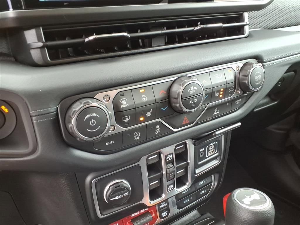 New 2025 Jeep Wrangler Unlimited Rubicon w/ Convenience Group image 23