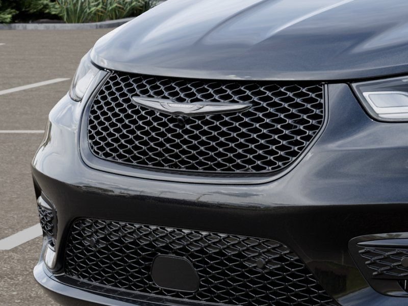 New 2026 Chrysler Pacifica Select w/ S Appearance Package FWD image 11