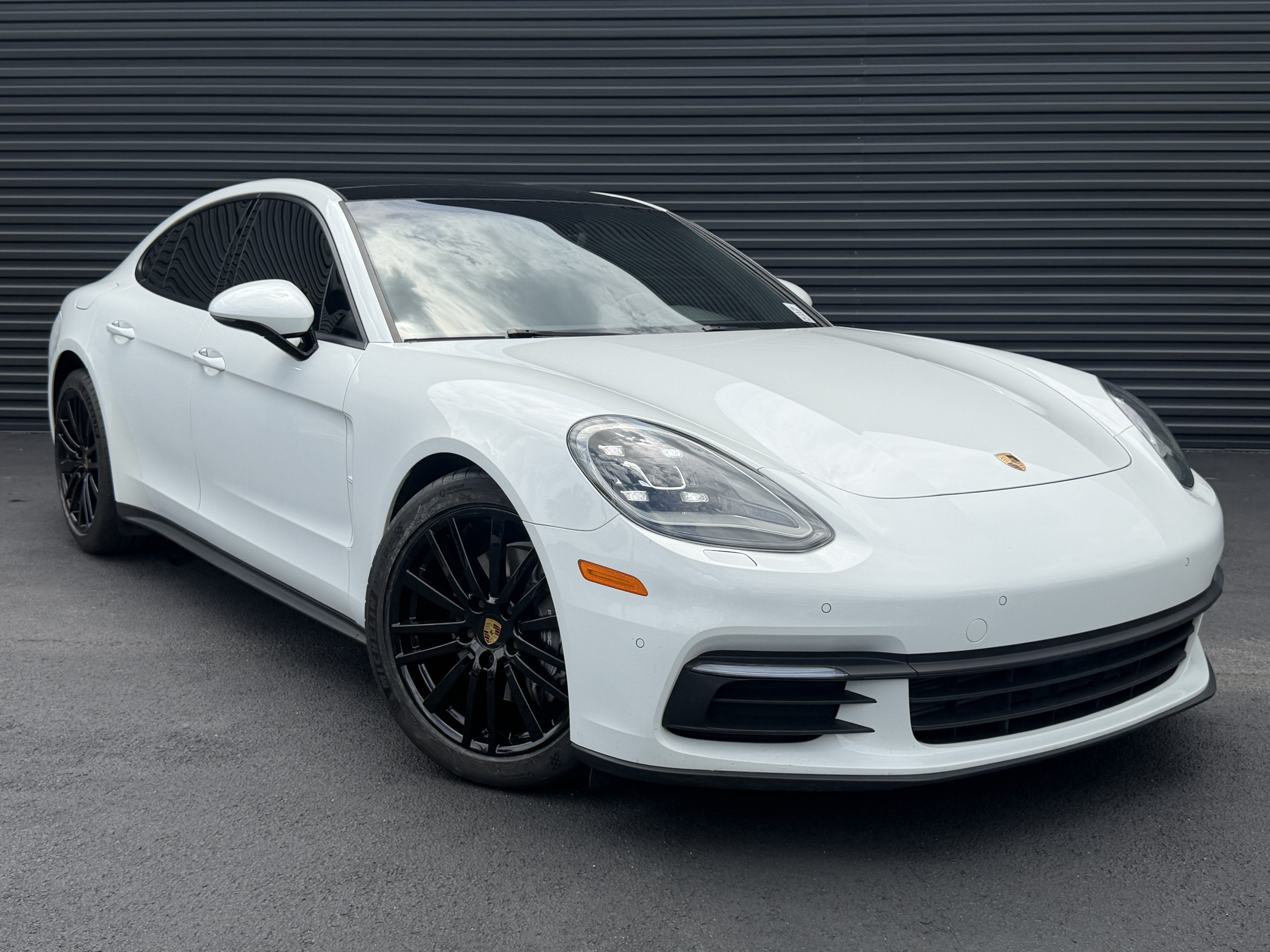 Certified 2018 Porsche Panamera 4 AWD/4WD image 7