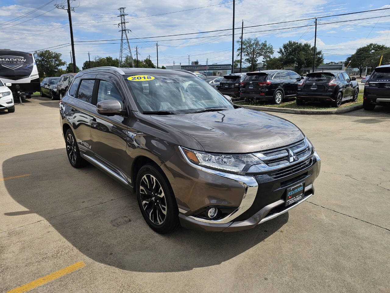 Used 2018 Mitsubishi Outlander GT image 2