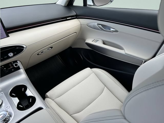 New 2026 Genesis GV70 2.5T Select AWD/4WD image 12