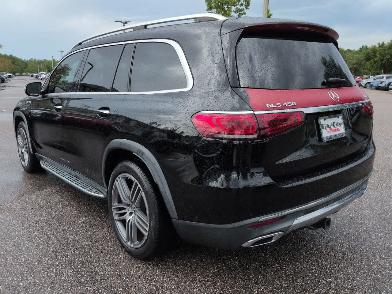 Used 2021 Mercedes-Benz GLS 450 4MATIC image 4