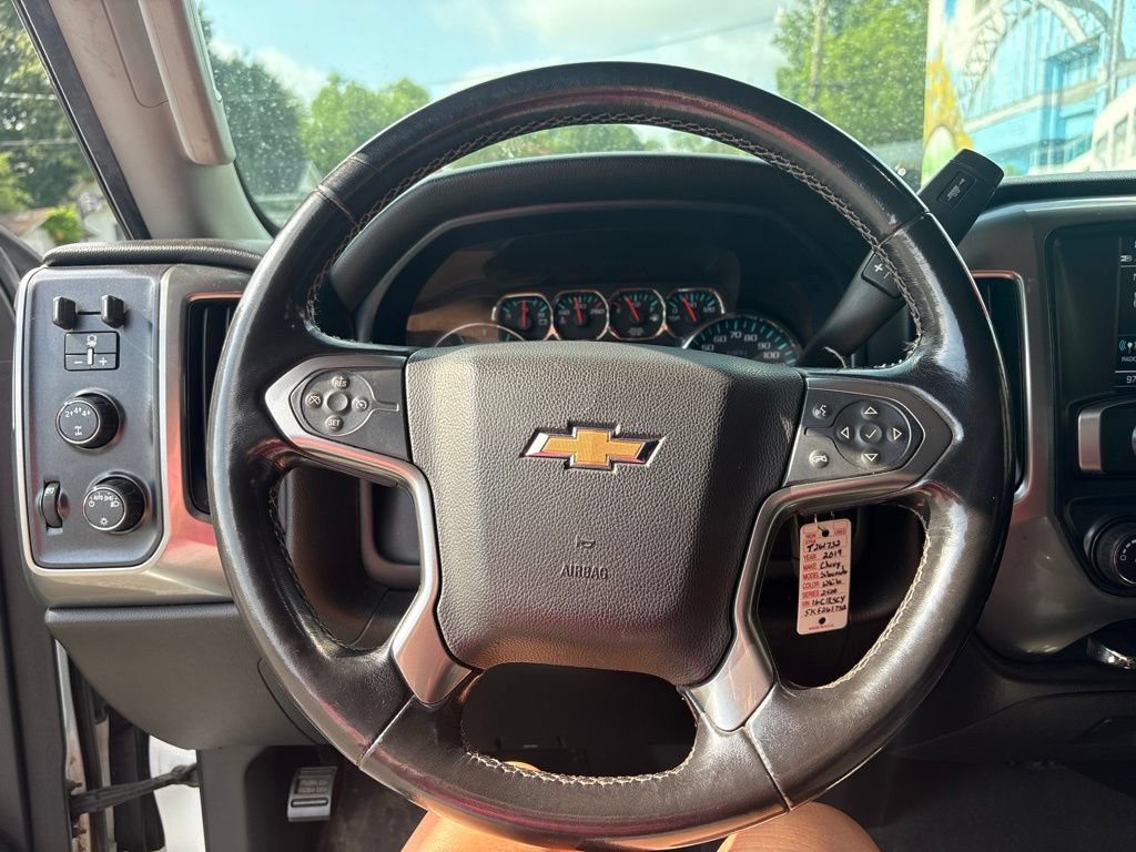 Used 2019 Chevrolet Silverado 2500 LT AWD/4WD image 17