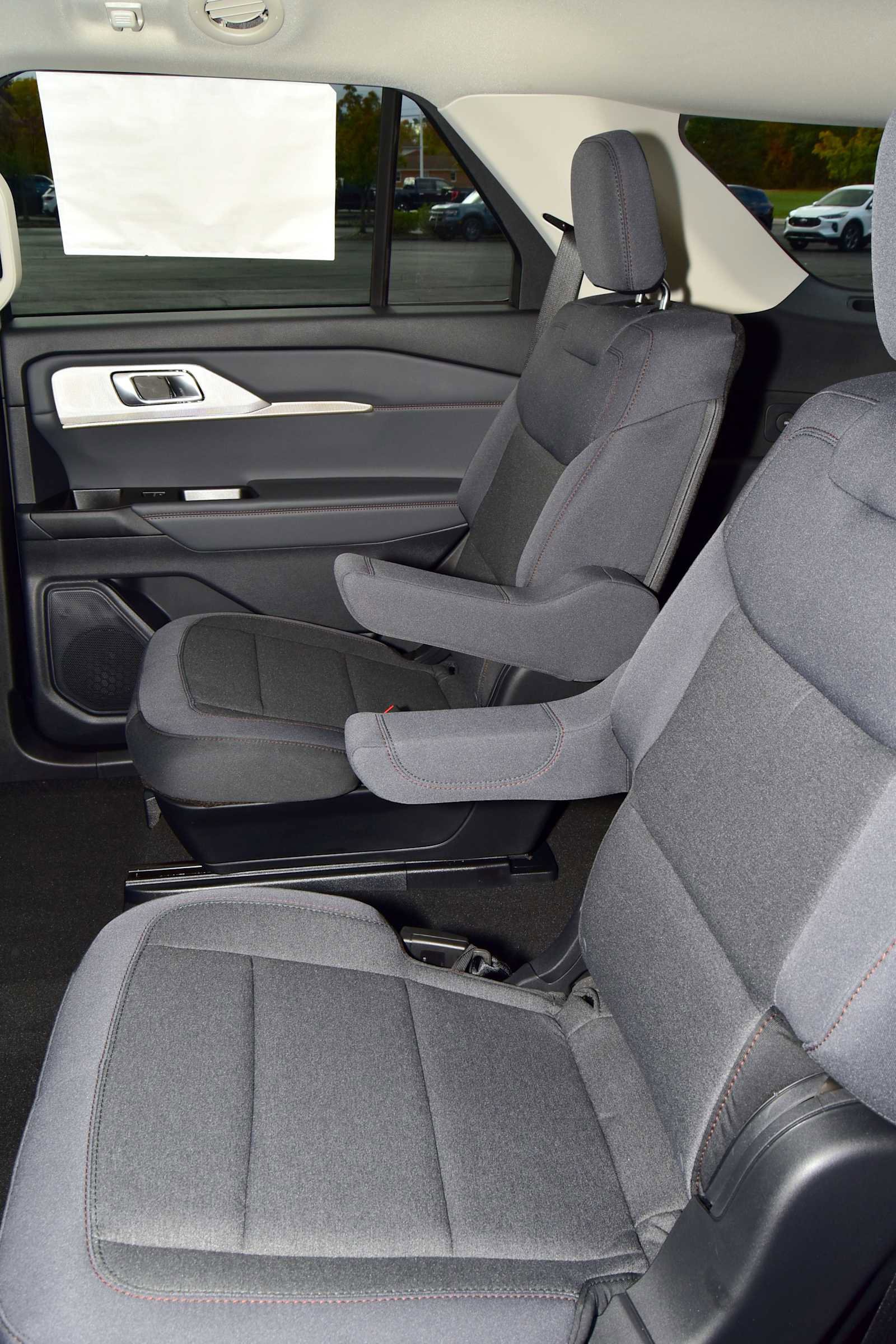 New 2026 Ford Explorer Active image 27