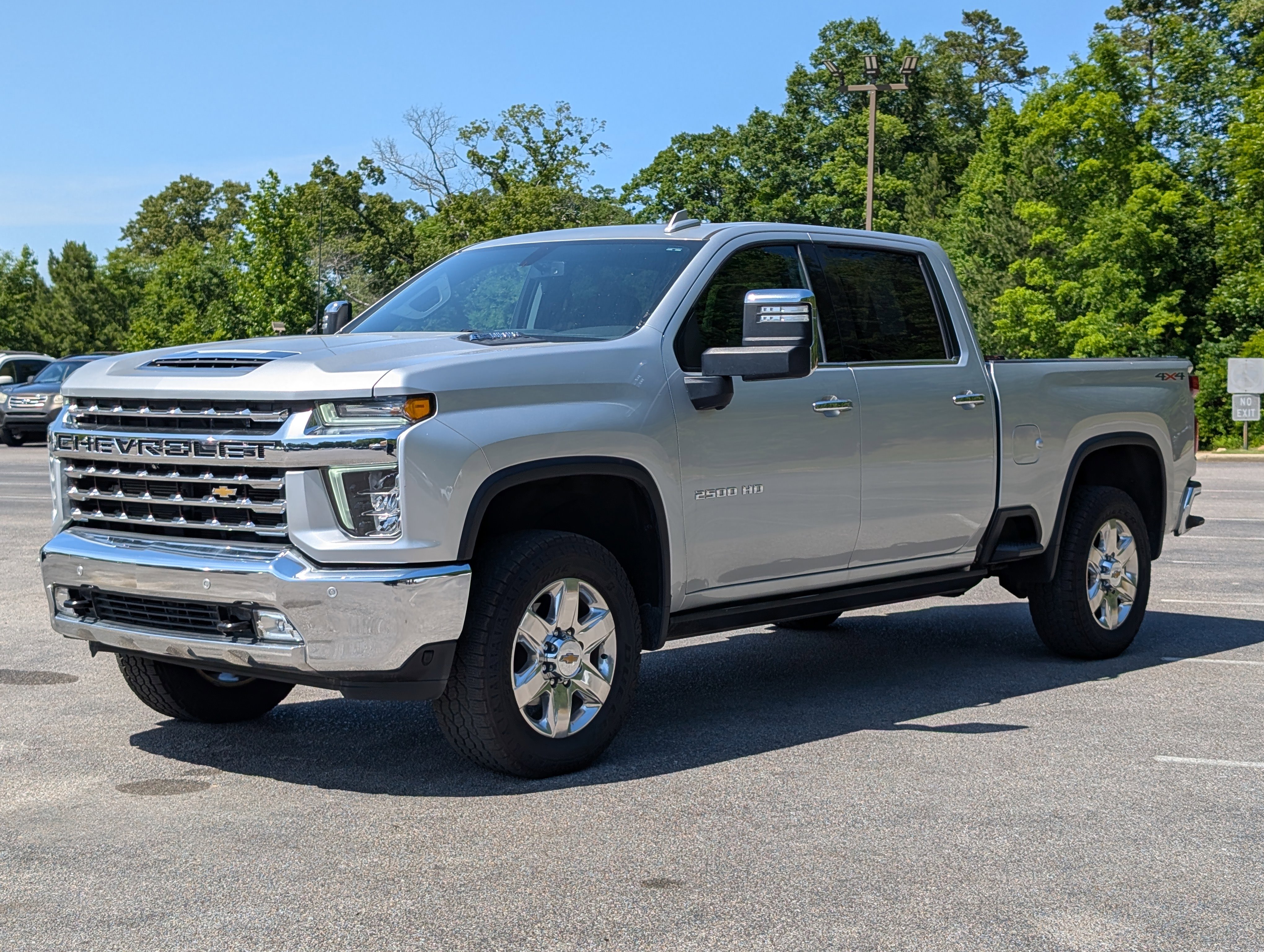 Used 2023 Chevrolet Silverado 2500 LTZ w/ LTZ Convenience Package AWD/4WD image 5