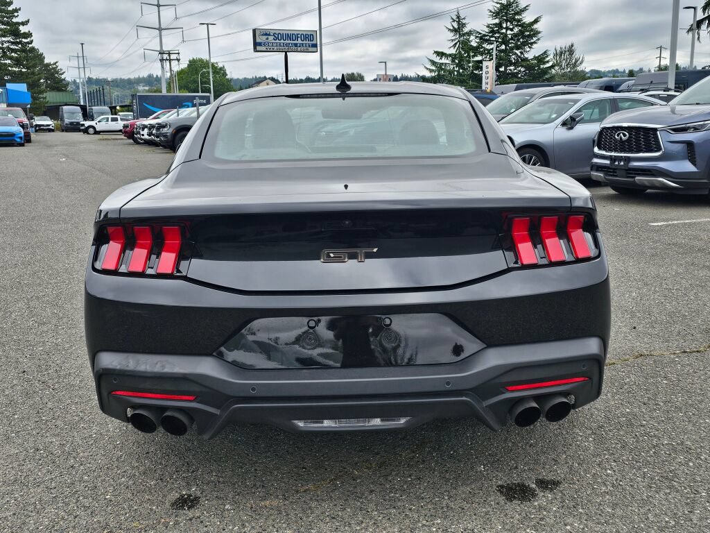 Used 2025 Ford Mustang GT Premium RWD image 6