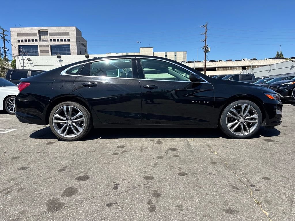 Used 2024 Chevrolet Malibu LT FWD image 2