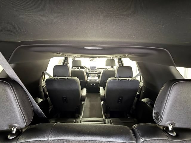 Used 2023 Chevrolet Suburban Z71 w/ Z71 Off-Road Package AWD/4WD image 37