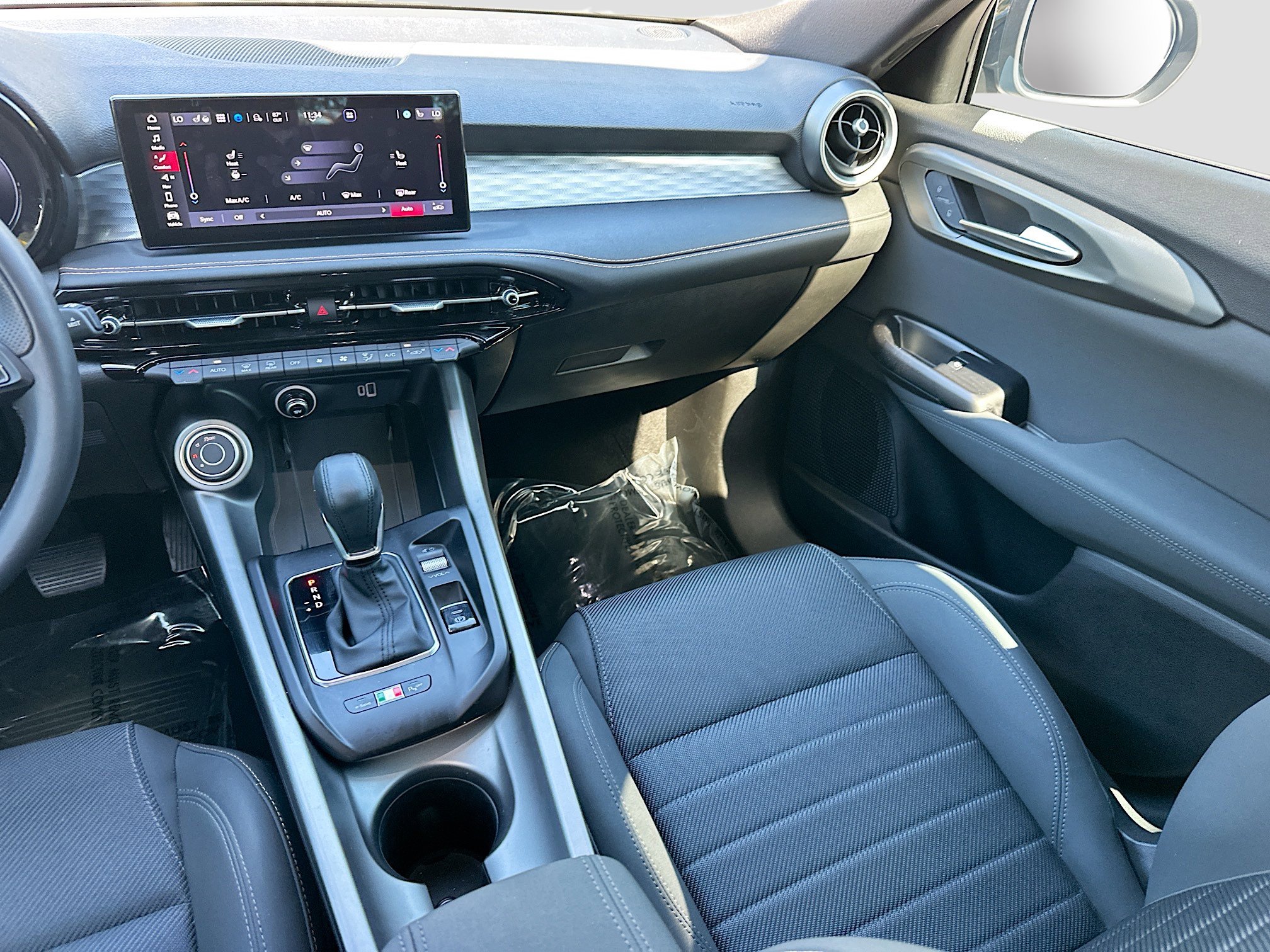 Used 2024 Alfa Romeo Tonale Ti image 24