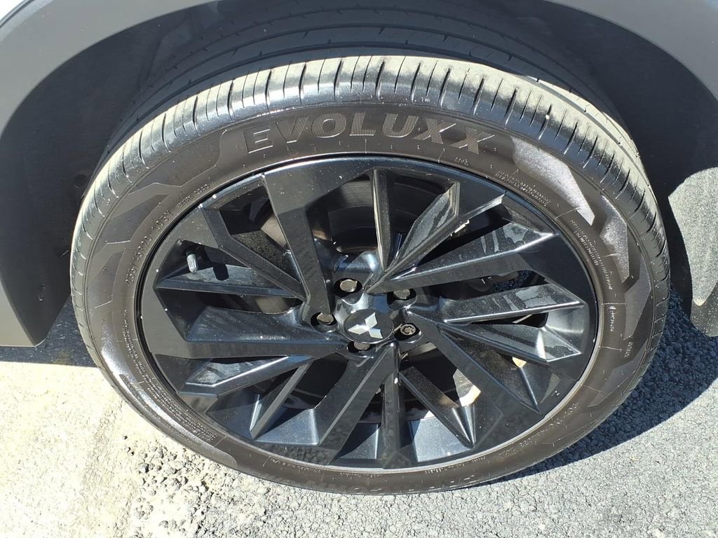 Used 2023 Mitsubishi Outlander SEL AWD/4WD image 9