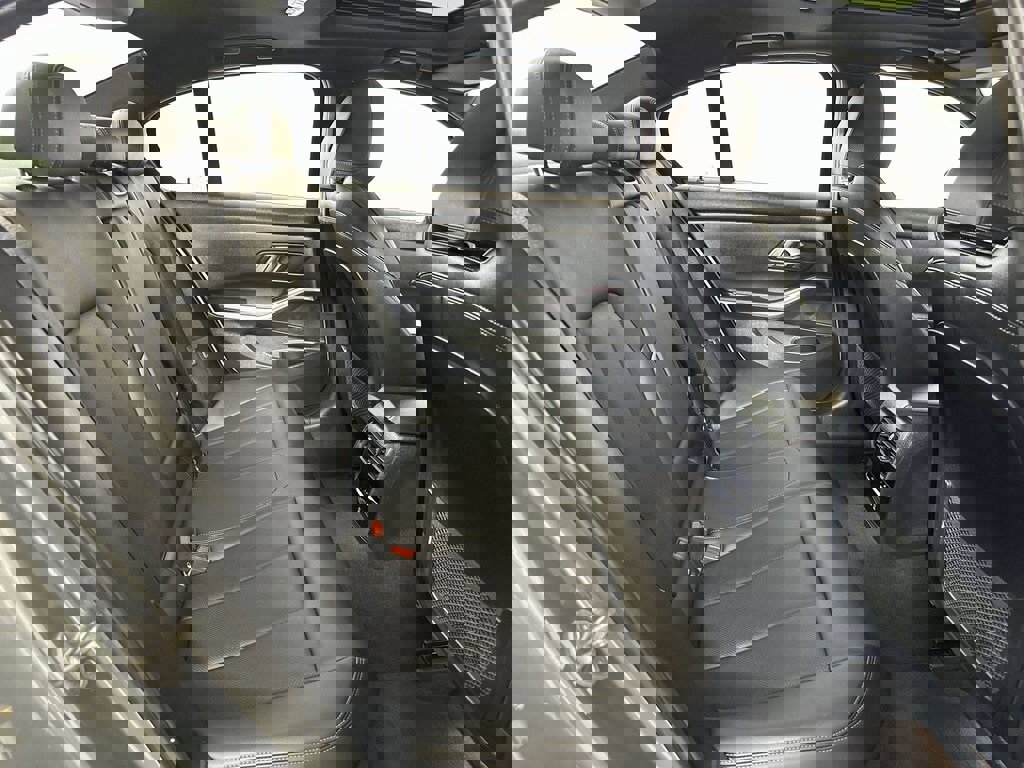 Used 2023 BMW 330i Sedan image 29