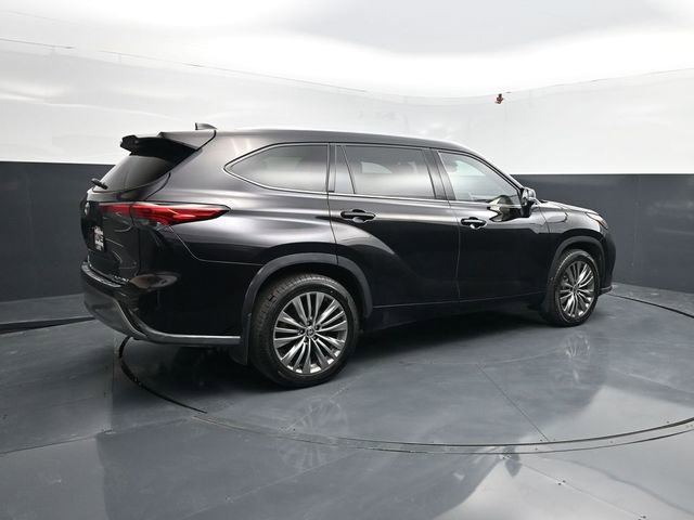 Used 2021 Toyota Highlander Platinum image 8