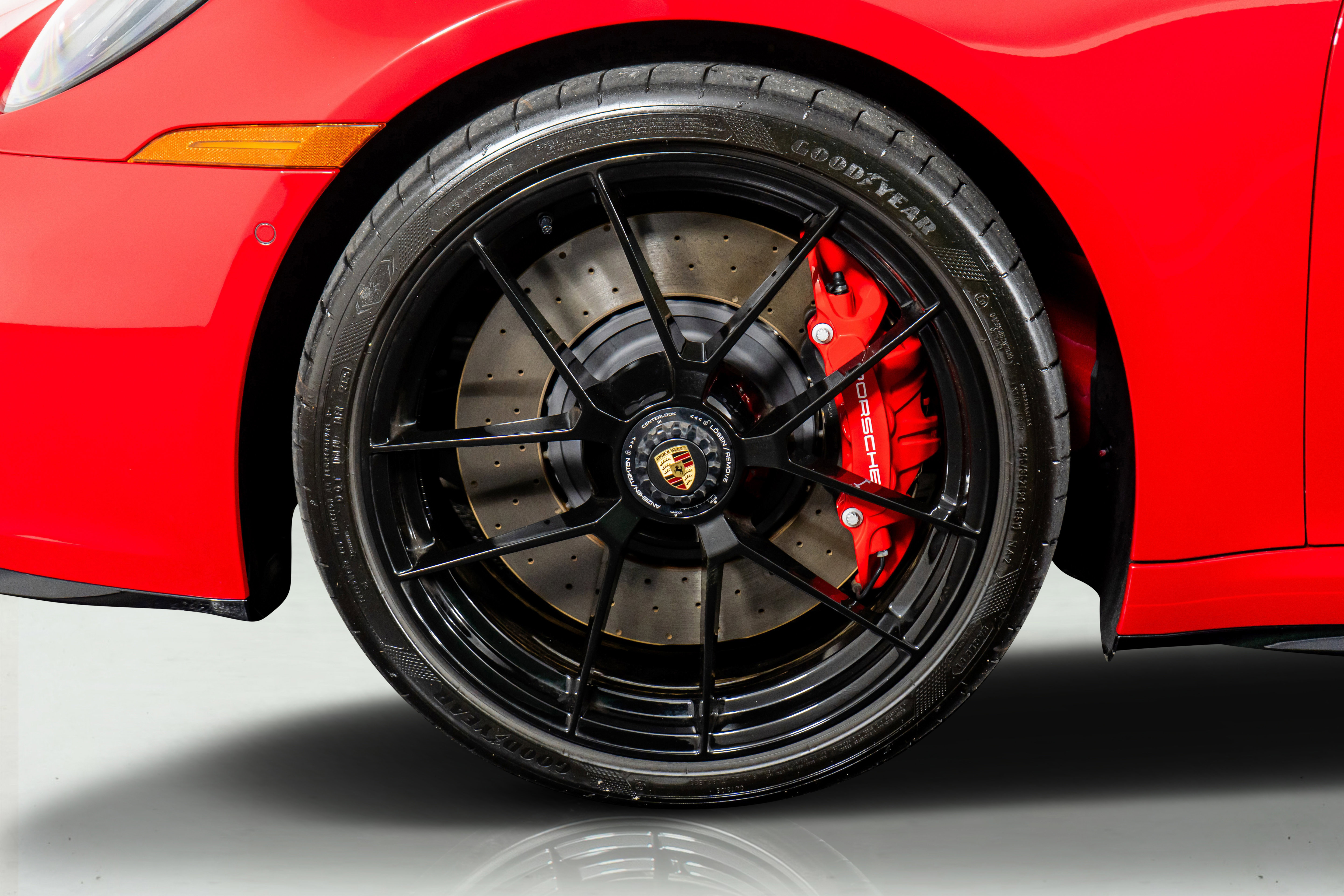 Used 2026 Porsche 911 Targa 4 GTS w/ Premium Package image 22