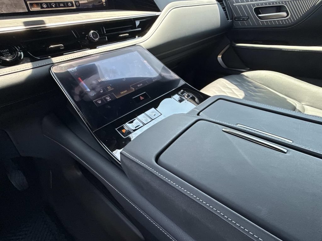 Certified 2025 INFINITI QX80 Autograph AWD/4WD image 7