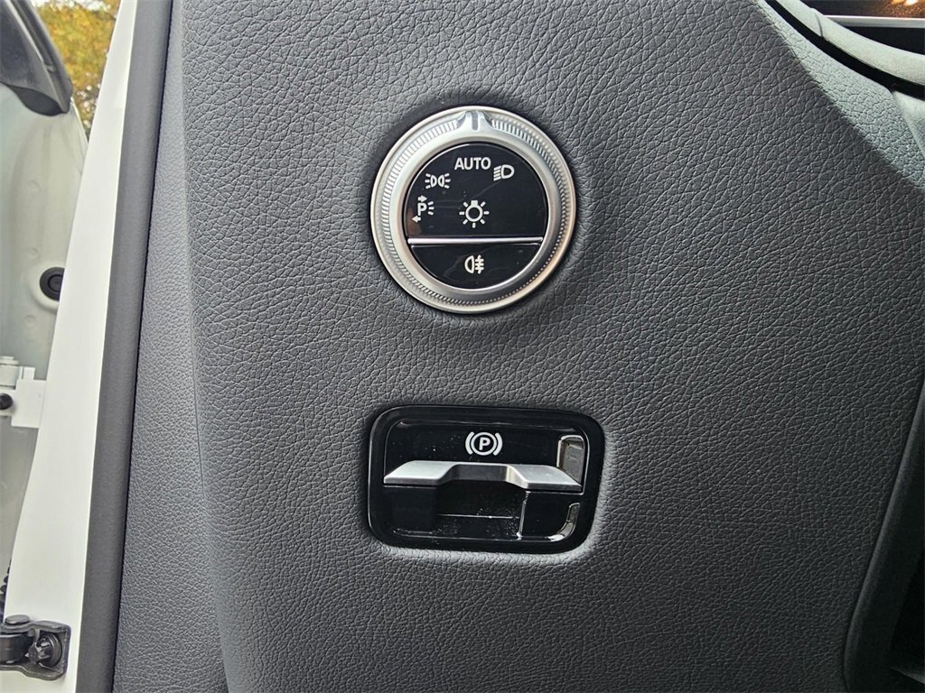 Certified 2024 Mercedes-Benz GLC 300 4MATIC image 14