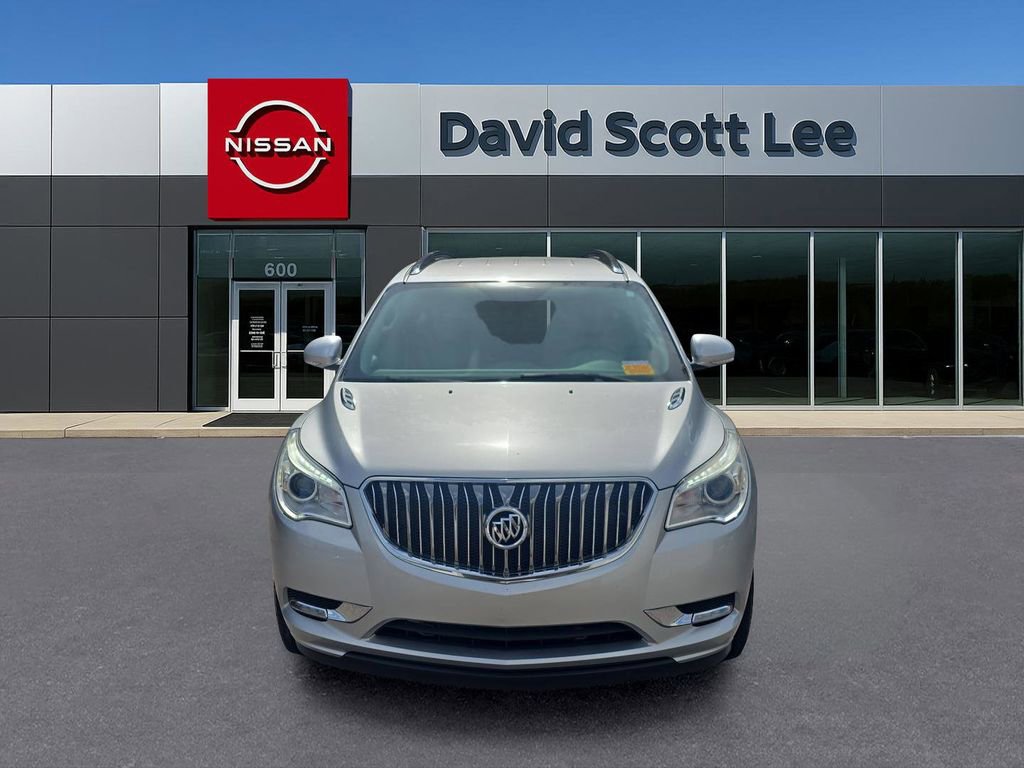 Used 2017 Buick Enclave Leather FWD image 2