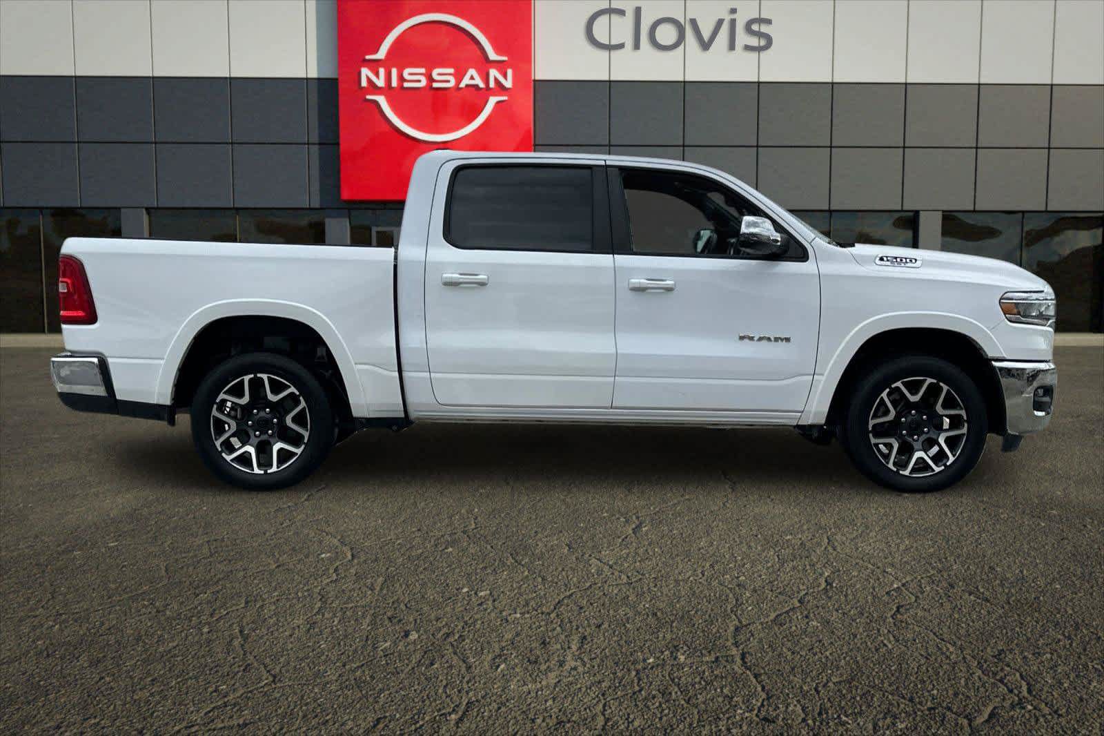 Used 2025 RAM 1500 Laramie AWD/4WD image 8