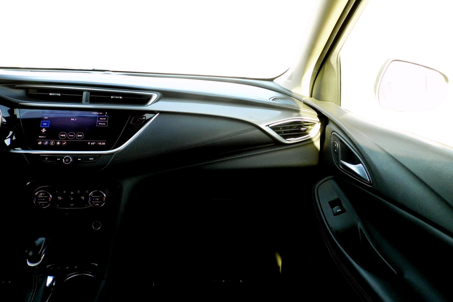 Used 2020 Buick Encore GX Select image 24