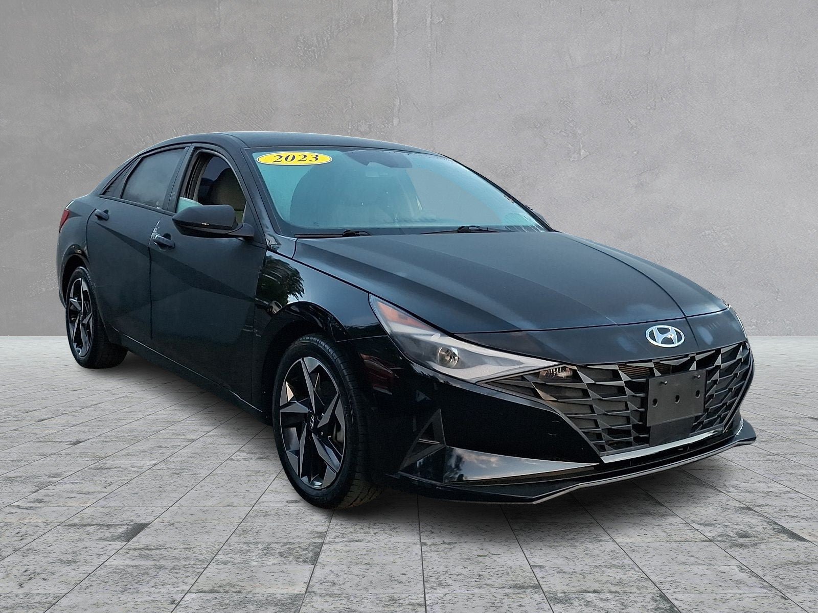 Used 2023 Hyundai Elantra SEL w/ Convenience Package FWD image 3