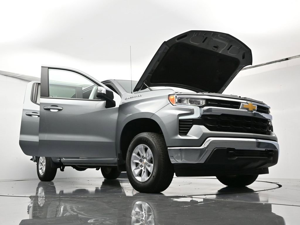 Used 2025 Chevrolet Silverado 1500 LT image 54