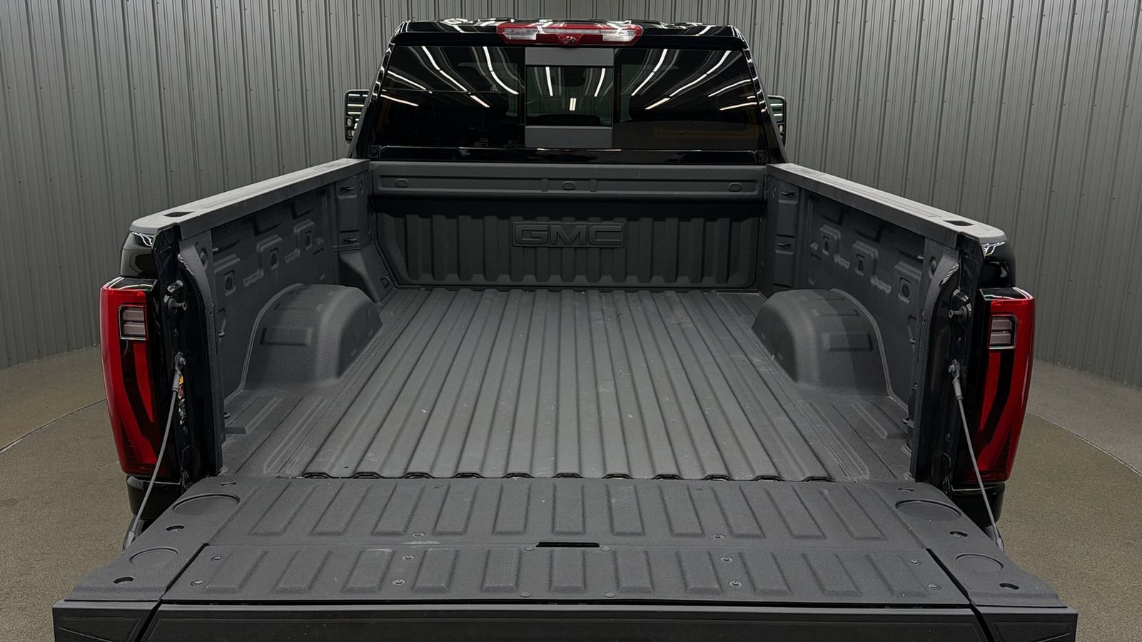 Used 2026 GMC Sierra 3500 Denali w/ Denali Reserve Package AWD/4WD image 17