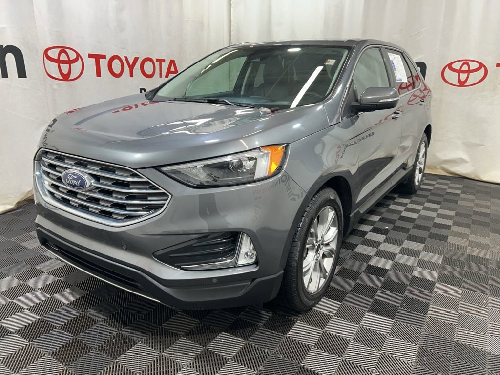 Used 2024 Ford Edge Titanium image 3