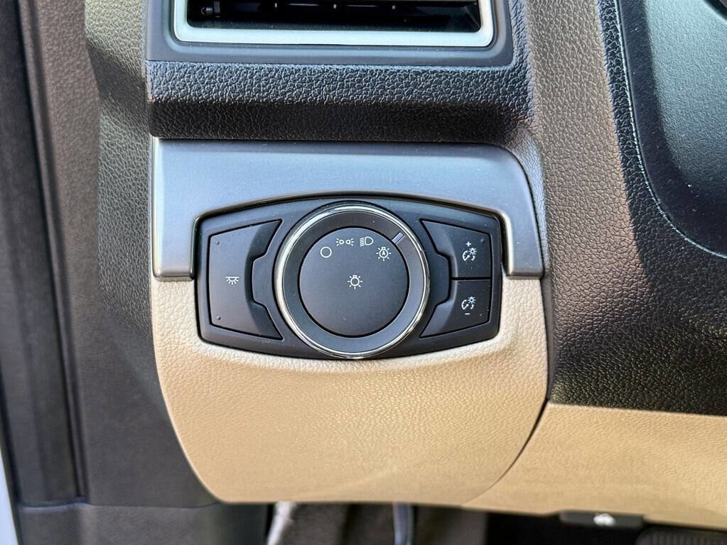 Used 2017 Ford Explorer 4WD image 23