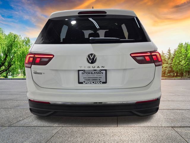 Certified 2022 Volkswagen Tiguan SE image 5