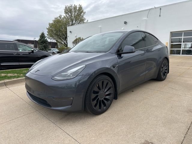 Used 2023 Tesla Model Y Performance image 1