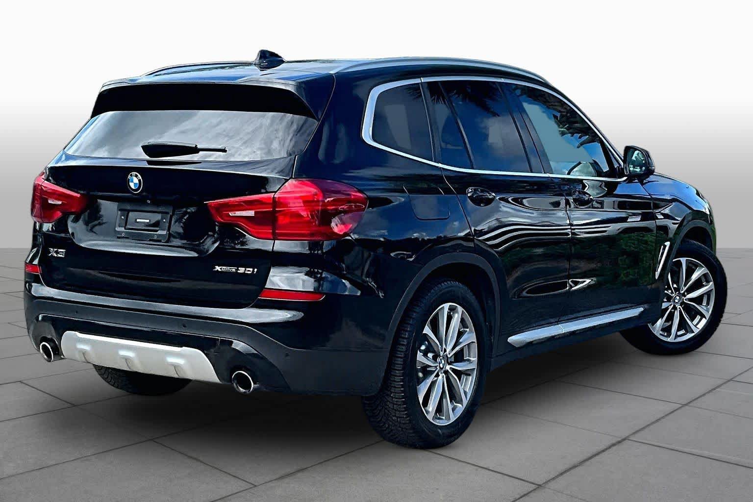 Used 2019 BMW X3 xDrive30i w/ Driving Assistance Package AWD/4WD image 13