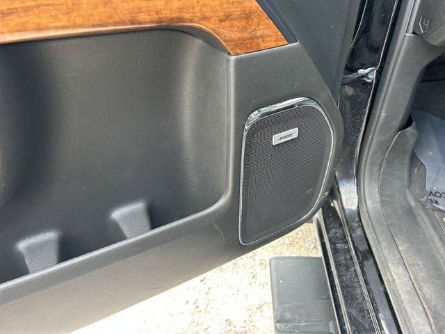 Used 2018 Chevrolet Silverado 1500 High Country image 36