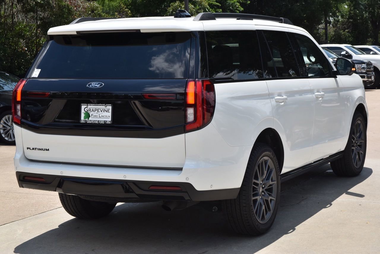 Certified 2025 Ford Expedition Platinum w/ Stealth Performance Package AWD/4WD image 8