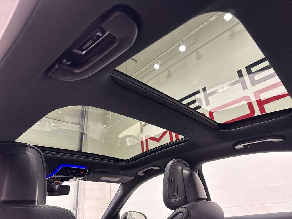 Used 2023 Mercedes-Benz C 300 C 300 w/ AMG Line w/ Night Package image 32